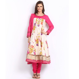 W for Women - Flat 40% Off On Selected Merchandise