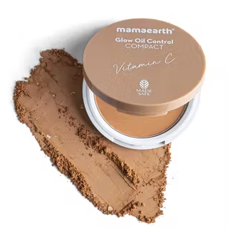 Buy Mamaearth Glow Oil Control Compact With SPF 30 With Almond Glow