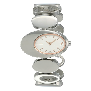 Buy Women's Fastrack Autumn Winter White Dial Watch