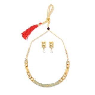 Flat 76% off on Zaveri Pearls Gold Tone Enamelling & Sleek Kundan Necklace Set