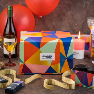 Flat 20% off on Anniversary Special Gift Box (Use 'CX20')