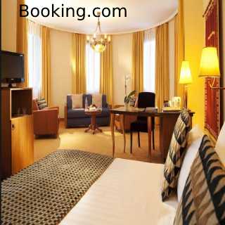 Booking.com: Big saving on Apartment at International Destination