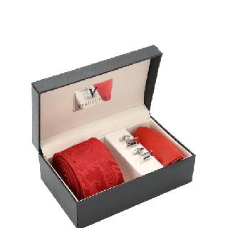Men Combo Boxes Starting at Rs 587 + Extra 15% off on order above Rs 2499 (Code: Code:VHADD15)