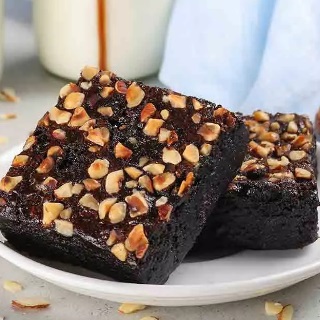 Order Hazelnut Brownie (Pack of 2) at Rs.100 (After Cashback)