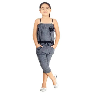 Kid's Casual Clothing: Upto Rs 400 via coupon code 'CASUAL400'
