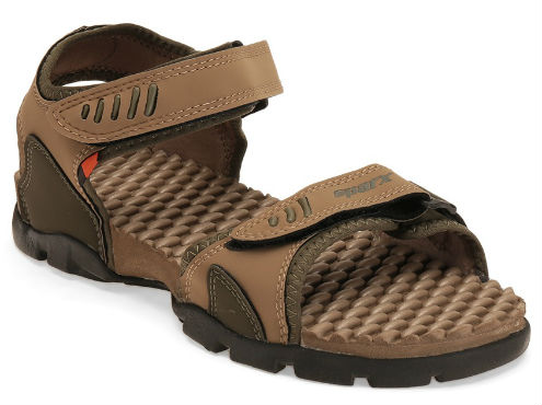 Flat 41% Off on Sparx Green Floater Sandals