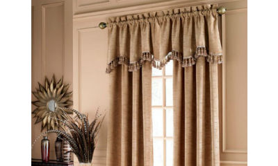 Upto 70% off on Curtains